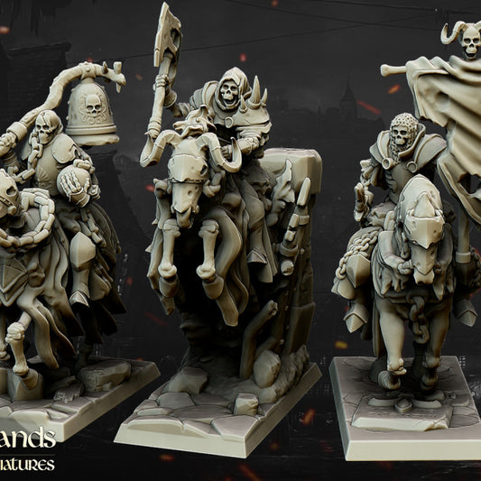 Transilvanya - Undead Dark Knight Command Group - Highlands Miniatures