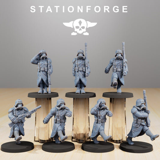 Grimguard Marching Poses - StationForge - 28mm