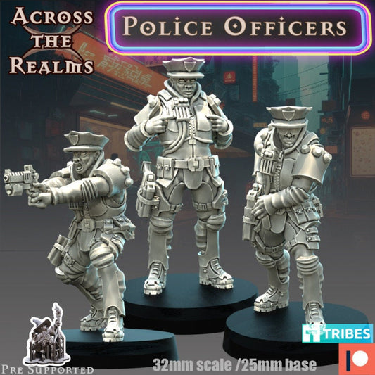 Police Officers - Across the Realms 32mm