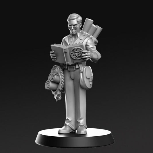 Howard - Investigator - Rnestudio 32mm