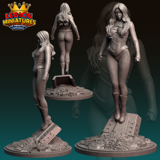 Supergirl V1 - Legion Miniatures